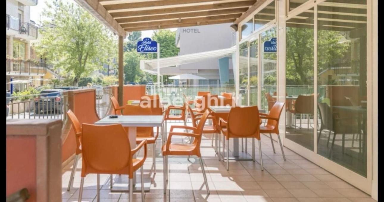 Hotel Sport Rimini Exterior foto